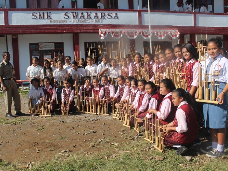 SMK SWAKARSA RUTENG SANGGAR