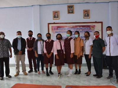 Foto Pemenang Dan Panitia Perlombahan Lektor & Lektris SMK SWAKARSA RUTENG