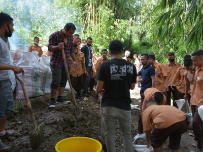 Kegiatan Kerbersihan Lingkungan Sekolah
