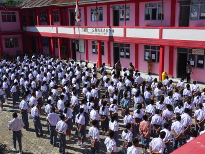 Sosialisasi Narkotika SMK SWAKARSA RUTENG
